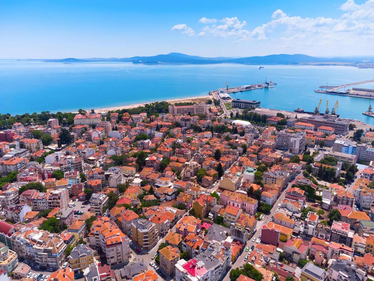 Salt Lake Aparthotel Pomorie Extérieur photo
