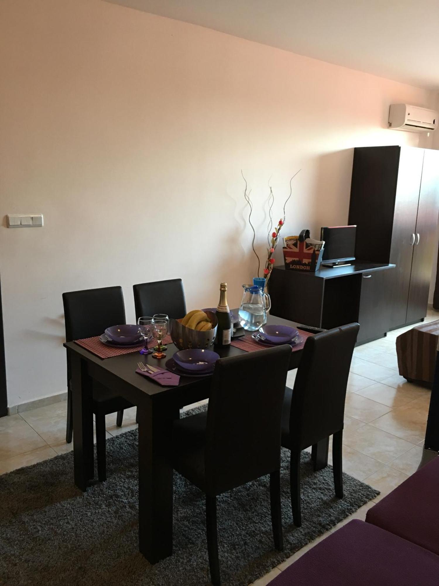 Salt Lake Aparthotel Pomorie Extérieur photo